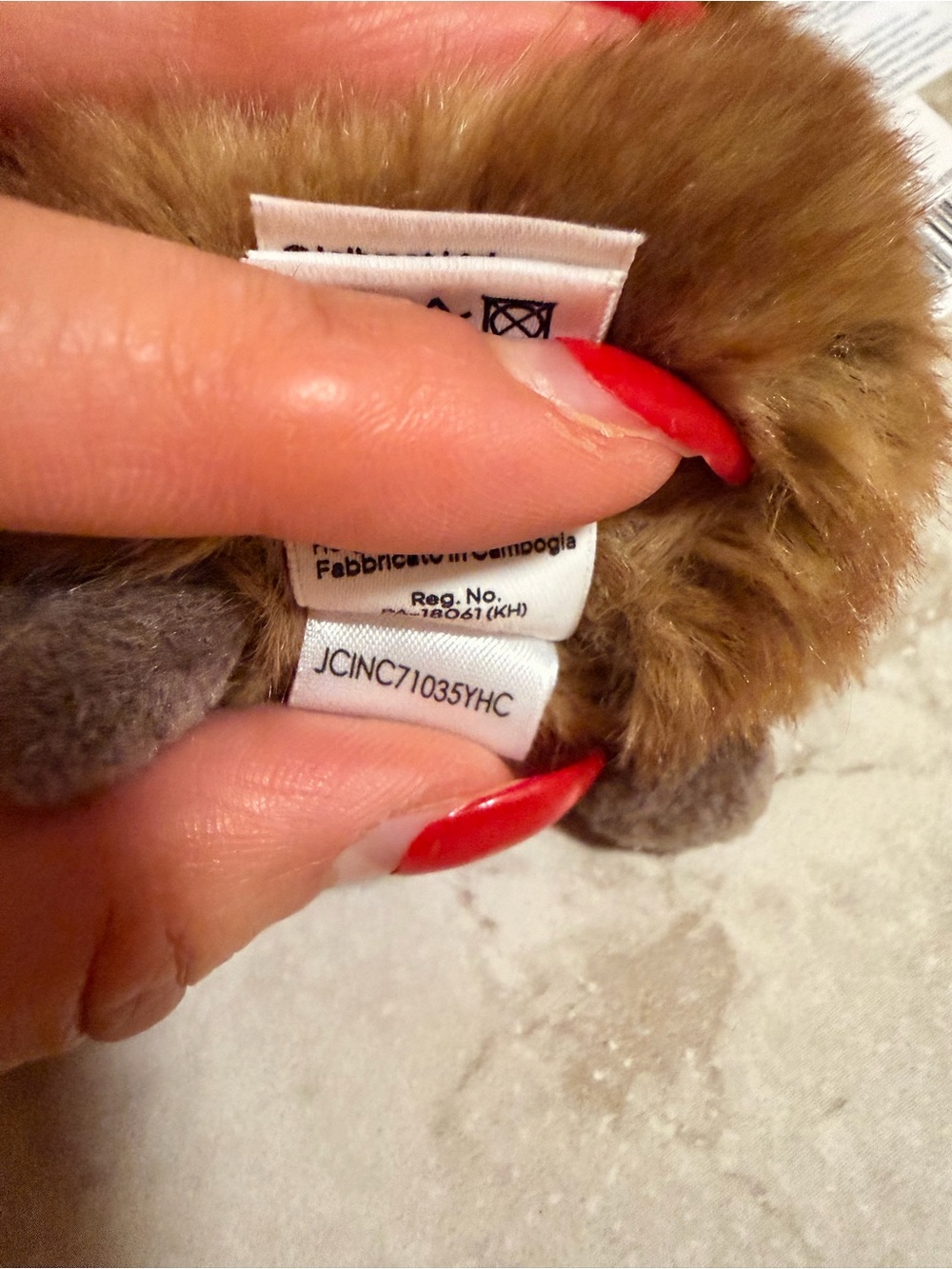 Jellycat Clyde capybara bag charm with tags authentic - Picture 6 of 8